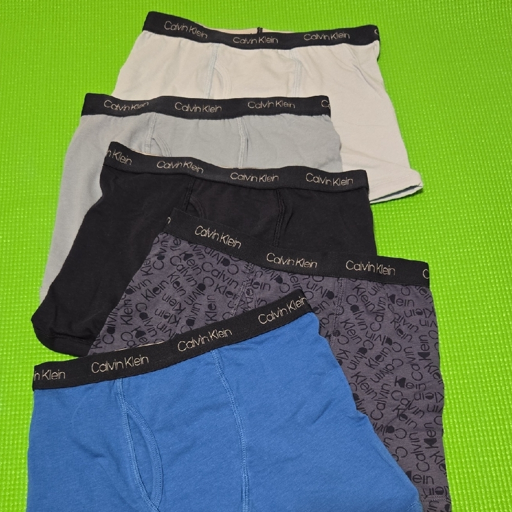 Calvin Klein Blue  Black Boxer Briefs Premium Comfort  boys Underwears 8 10 New